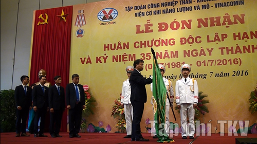 Viện Cơ khí Năng lượng và Mỏ kỷ niệm 35 năm thành lập và đón nhận Huân chương Độc lập hạng Ba