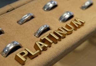 World Platinum Investment Council dự báo có sự thiếu hụt Platin trong năm 2016