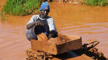 Xây dựng nhà máy tinh luyện vàng tại Uganda